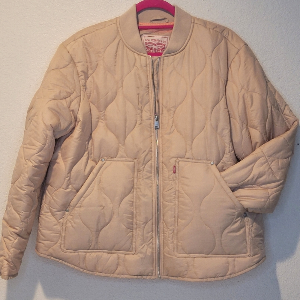 Levi's Women's Tan Quilted Jacket
